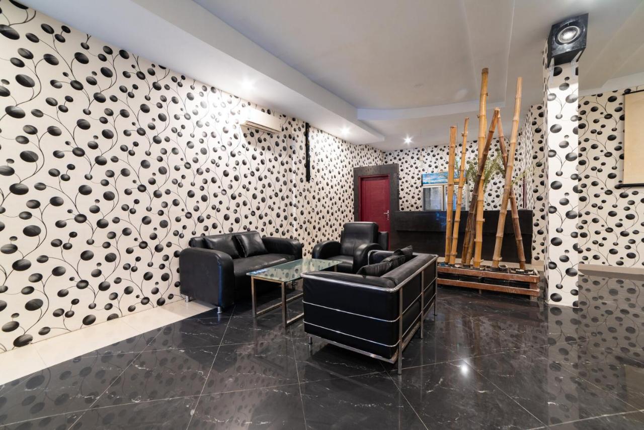 Glamour Hotel And Spa Medan Kültér fotó