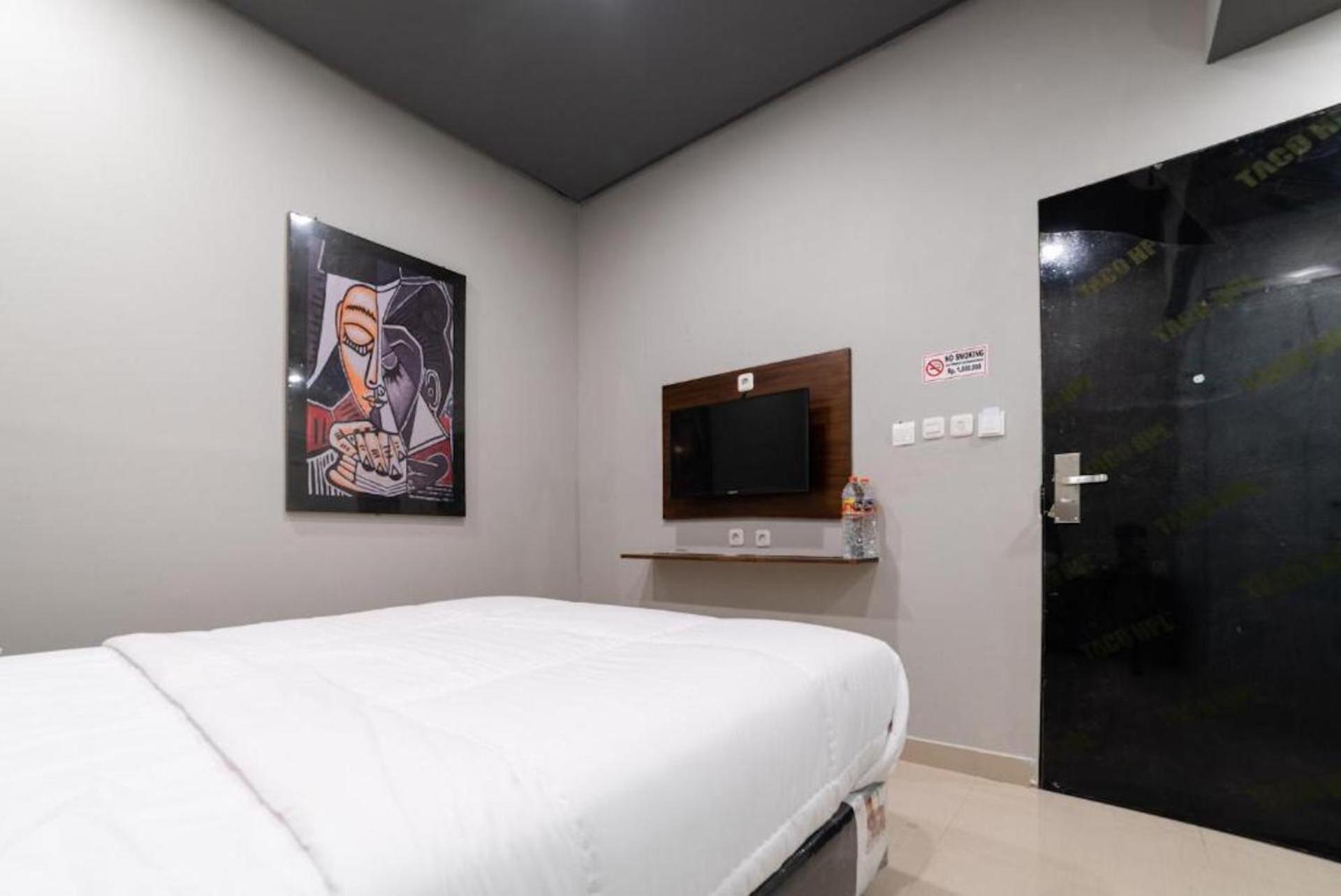 Glamour Hotel And Spa Medan Kültér fotó